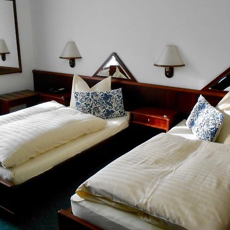 Hotel Froschkönig Battenhausen Kültér fotó